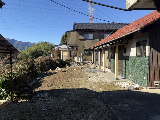 養老町江月貸家 1庭