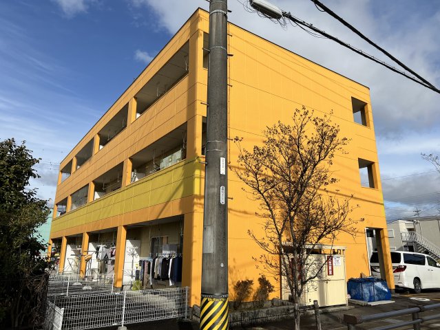 コーラスライン 201外観