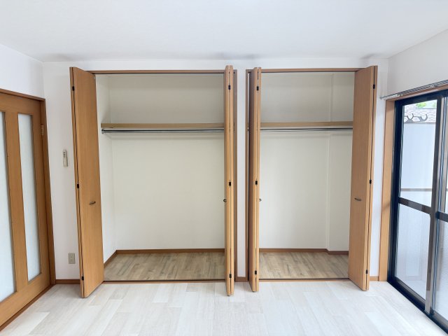 ミクラーシュＧ 102収納