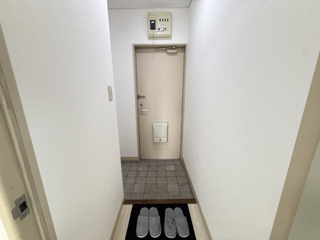 コンフォールＬ 202玄関