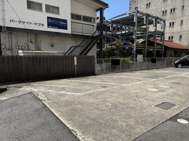 第一岐阜県ビル 102駐車場