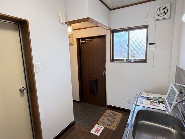 アムールアミィ 205玄関