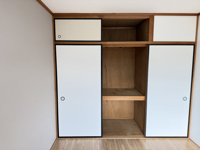 アメニティパークA 102収納