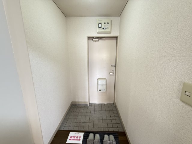 アメニティパークB 202玄関