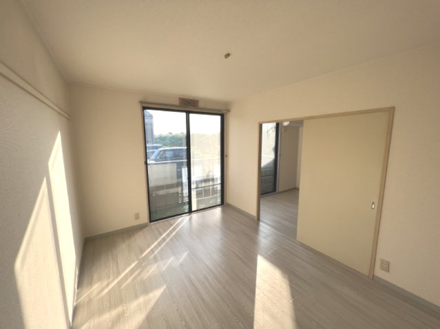 サンビレッジ築捨D 109内装