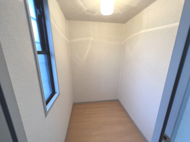 サンビレッジ築捨D 109収納