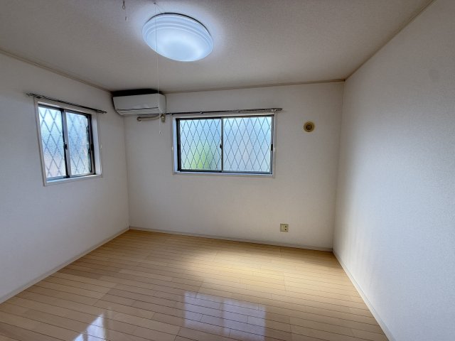 岡田826 102その他