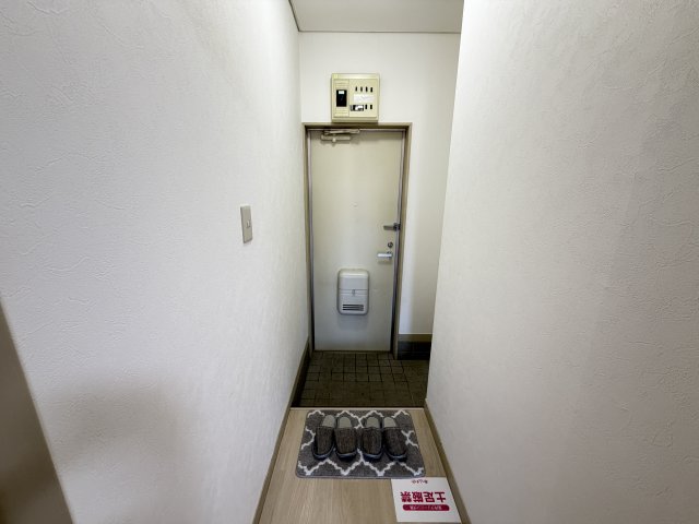 アメニティパークA 105玄関