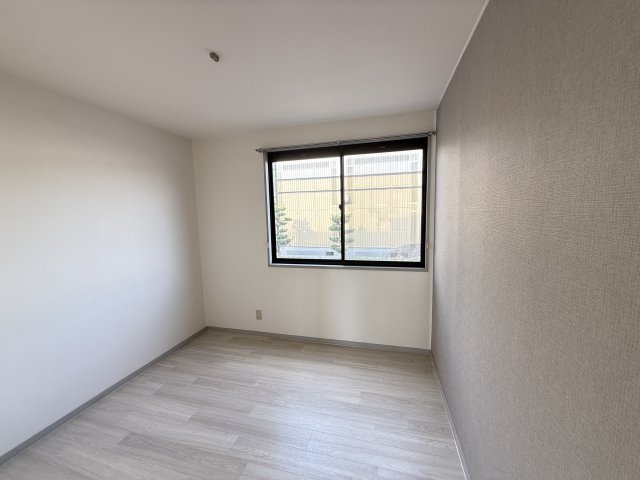 サンビレッジ築捨A 101洋室