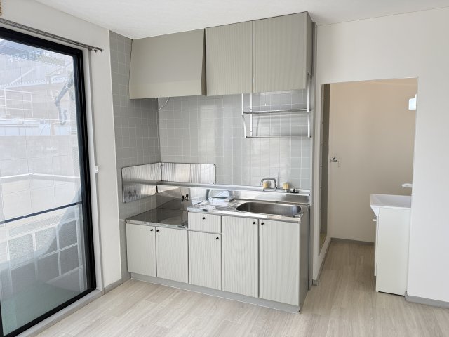 サンビレッジ築捨A 101キッチン