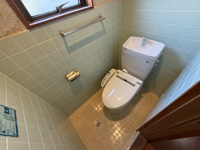 大垣市世安町貸家 1トイレ