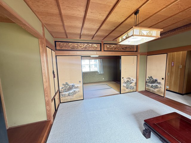 大垣市世安町貸家 1和室