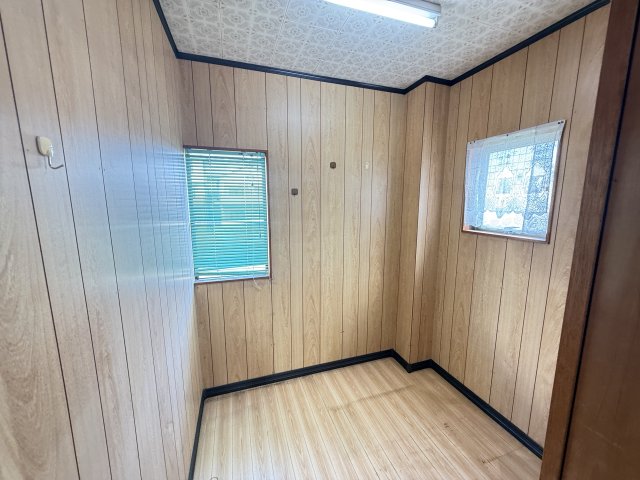 大垣市世安町貸家 1収納