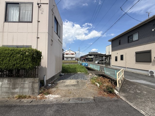 大垣市世安町貸家 1駐車場