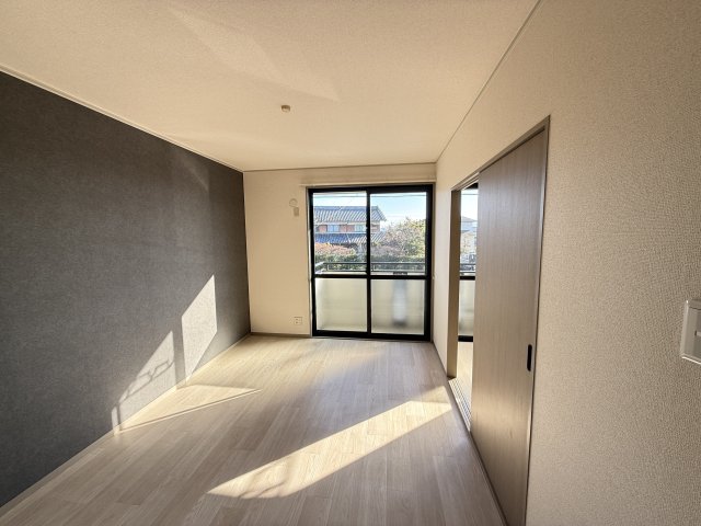 ウィンドワードA 201居間・リビング