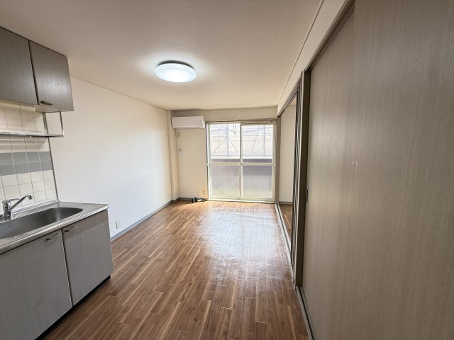 メイプルハウス 205内装