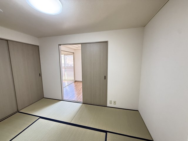 メイプルハウス 205和室