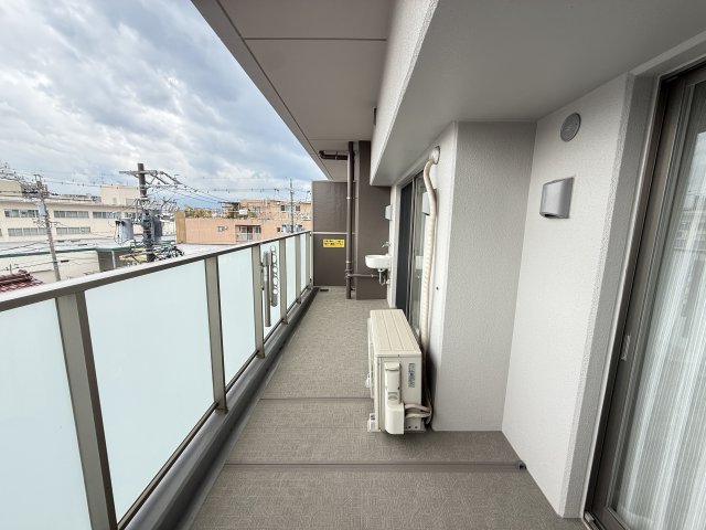 ローレルコート大垣高砂町 402バルコニー