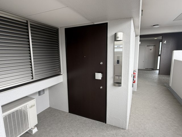 ローレルコート大垣高砂町 402玄関