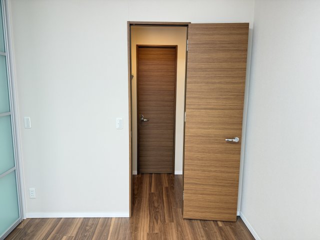 ローレルコート大垣高砂町 402収納