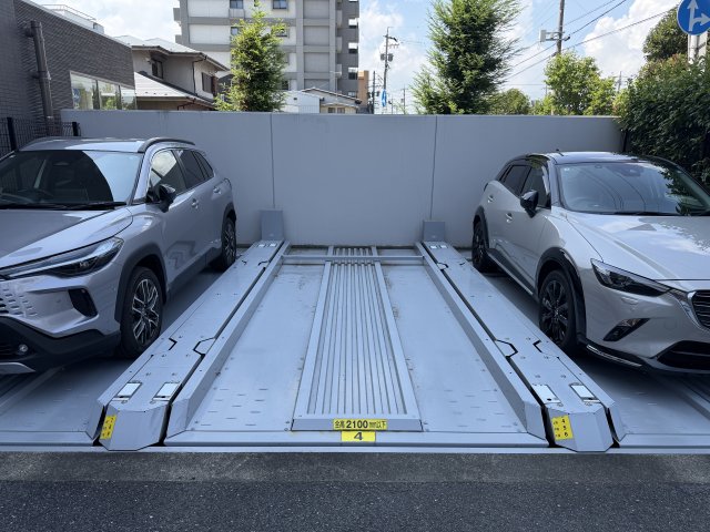 ローレルコート大垣高砂町 402駐車場