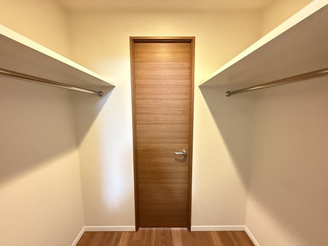 ローレルコート大垣高砂町 402収納