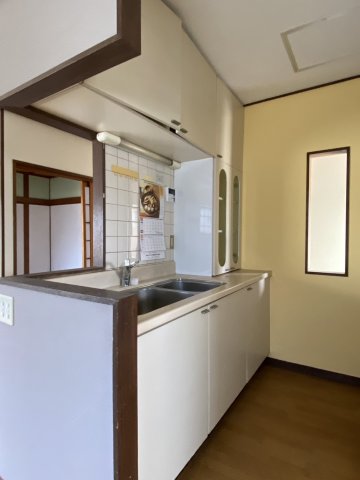 兵庫県洲本市上物部２丁目 201号室キッチン