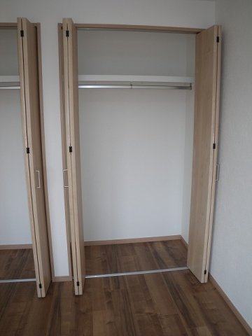 グリーンホームズ粕谷 304収納