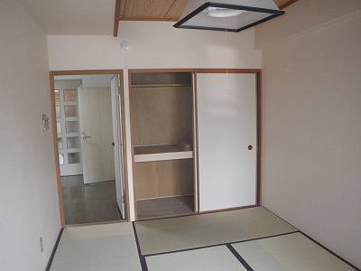 ファミーユグラン河野 303和室