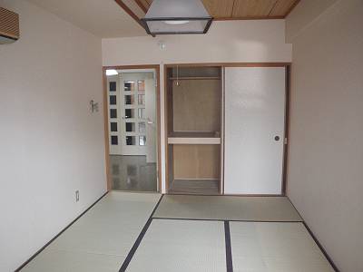 ファミーユグラン河野 303和室
