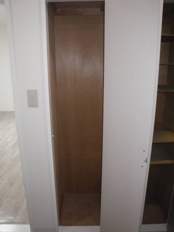 グルースハウス 301収納