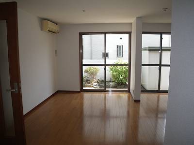 入間町２丁目戸建 1居間・リビング