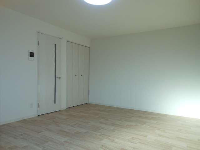 ボヌール大森東 201居間・リビング