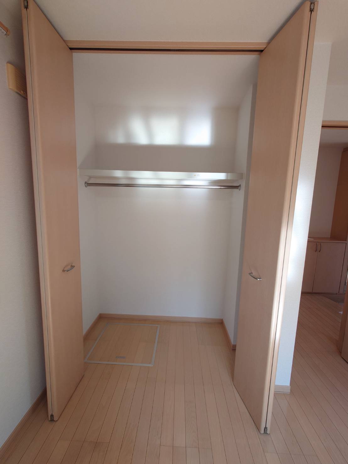 潮見台戸建 1号室収納