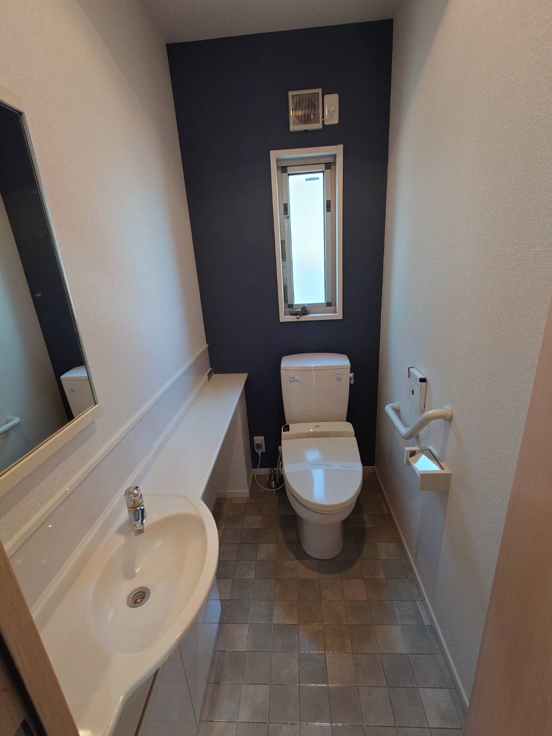 潮見台戸建 1号室トイレ