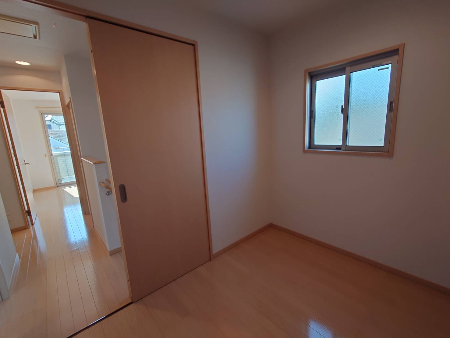 潮見台戸建 1号室収納