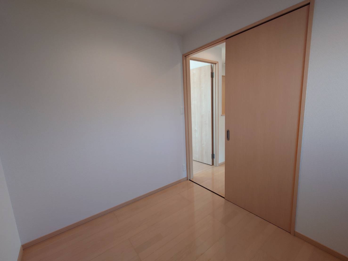 潮見台戸建 1号室収納