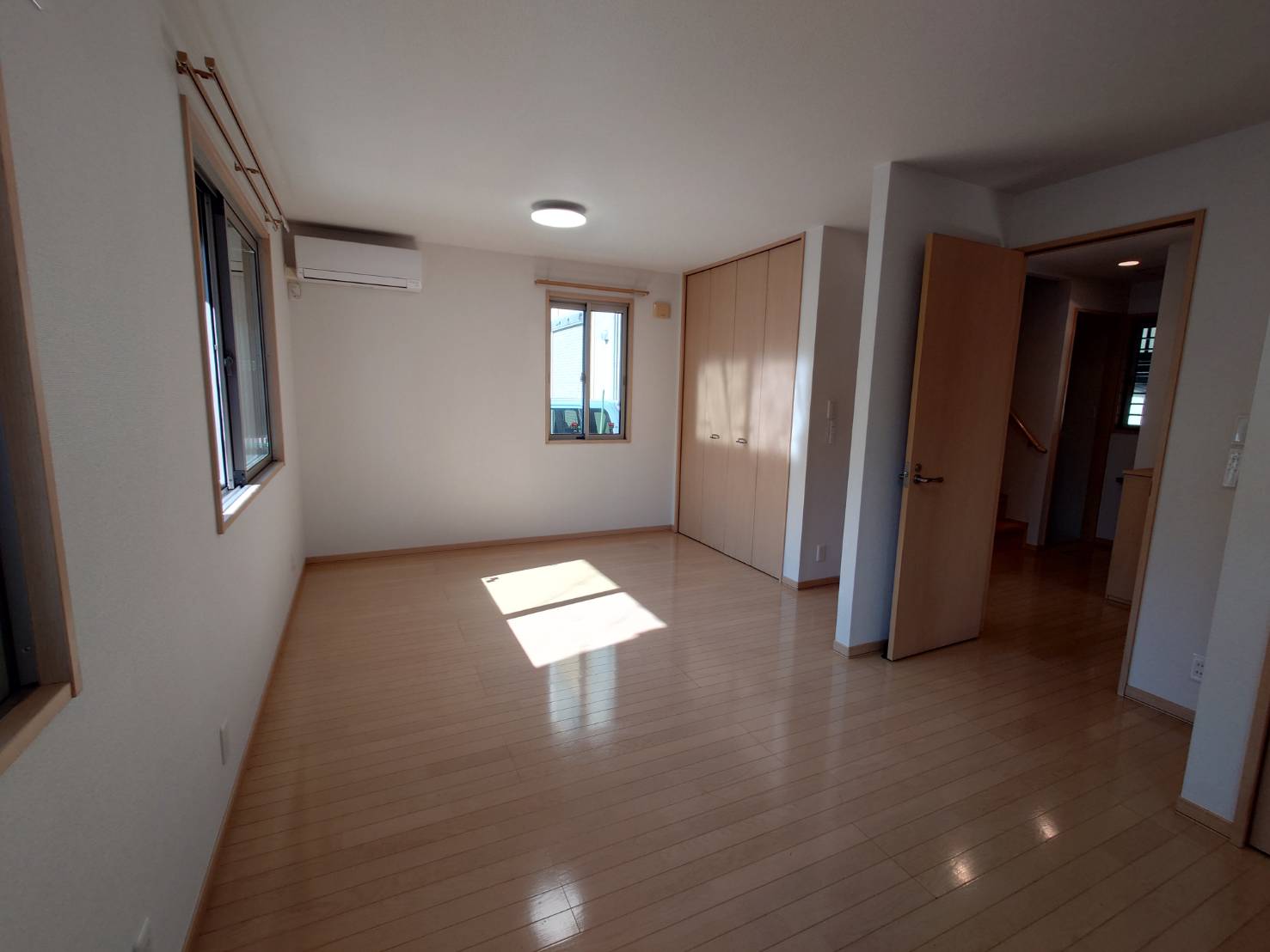 潮見台戸建 1号室洋室