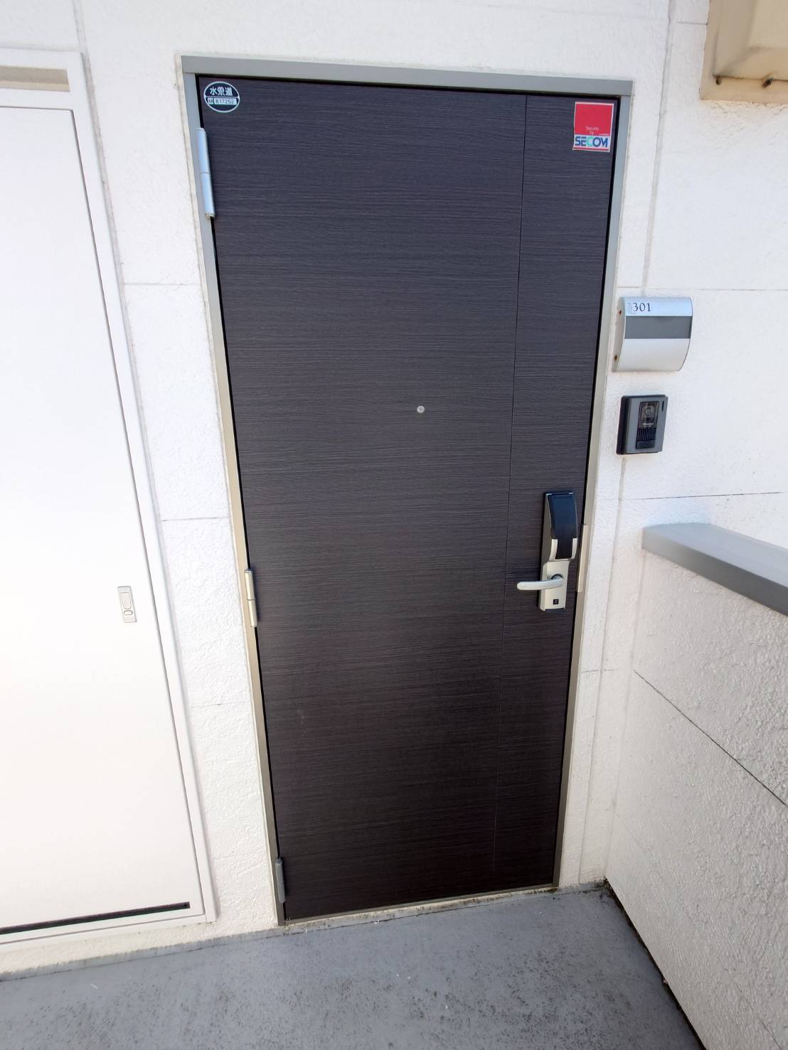Dolce5 301玄関