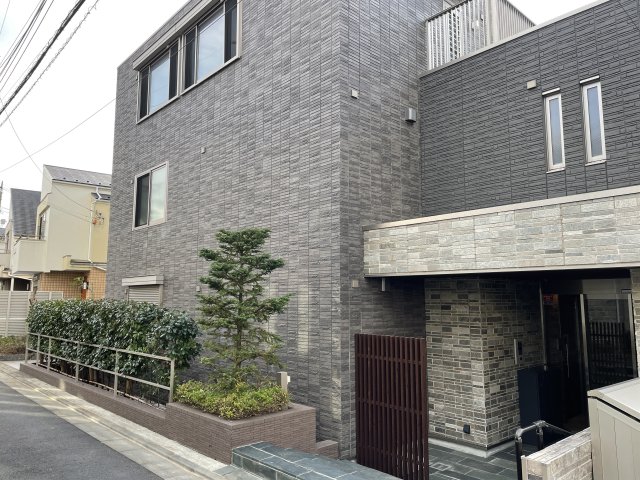 グランツ柿の木坂 1階外観