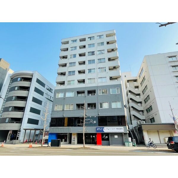 マンション大通 308外観