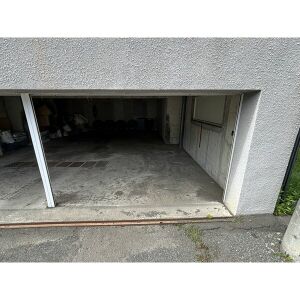 アムクレスト242-Ⅱ 102駐車場