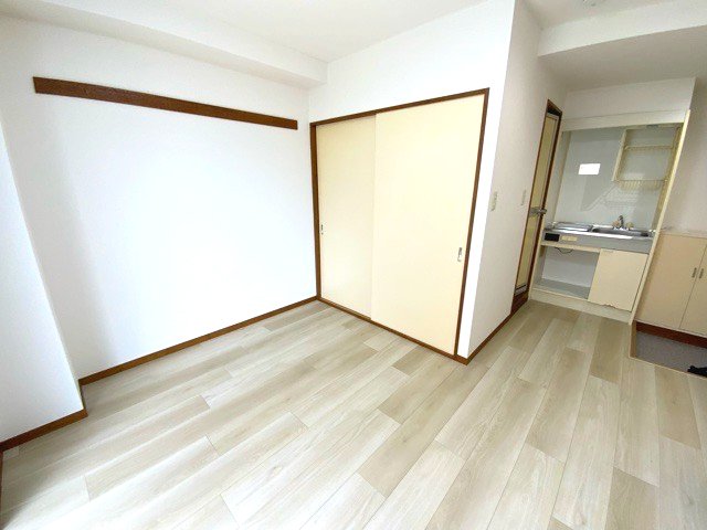 サンセイビル 203居間・リビング
