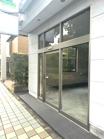 NKG143ビル 102玄関