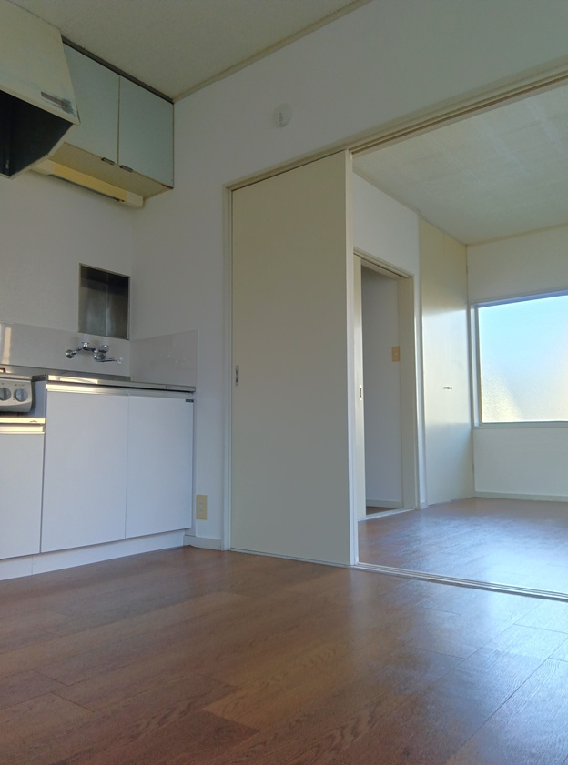 汲沢Sハイツ １０１居間・リビング