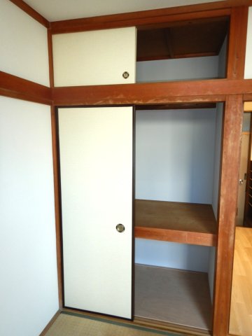 内海ハイツ １０３収納