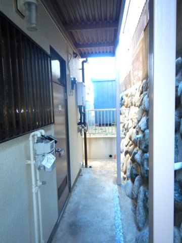 内海ハイツ １０３ロビー