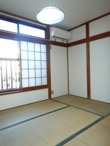 内海ハイツ １０３和室