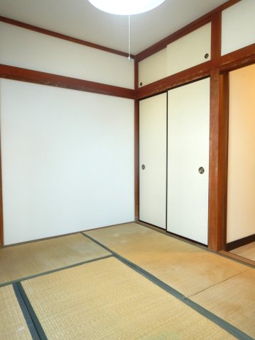 内海ハイツ １０３和室