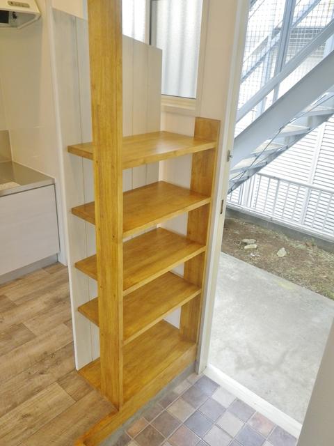 メゾン白樺 １０２玄関